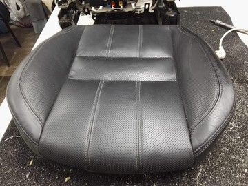 Ремонт сидений (замена элементов) + покраска руля для BMW X5