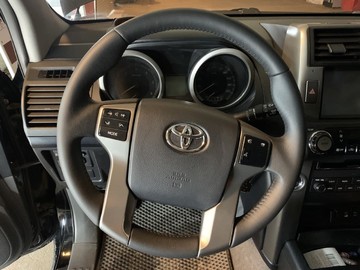 Перекрас руля и клаксона для Toyota