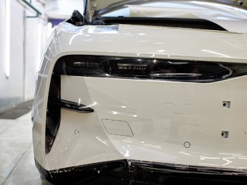 Оклейка полностью кузова пленкой PPF тонировка и оклейка полос, обработка крыши WAXOIL  для Ford Mustang GT